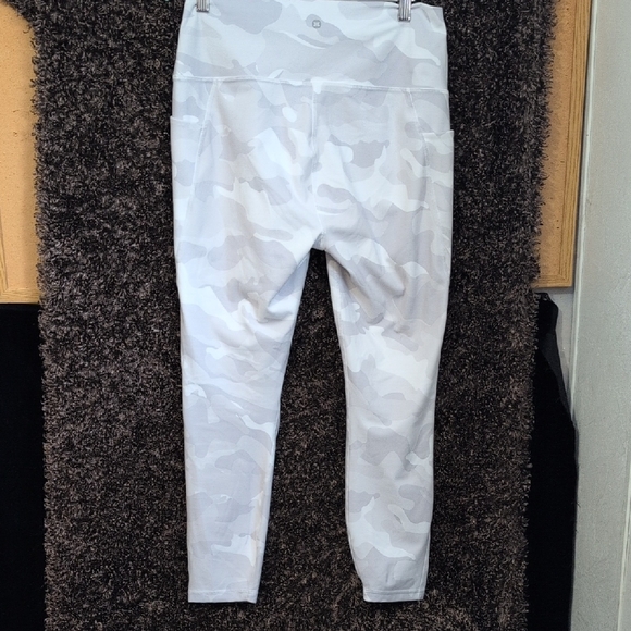 RBX WomensWhite Camouflage Leggings - Picture 4 of 4